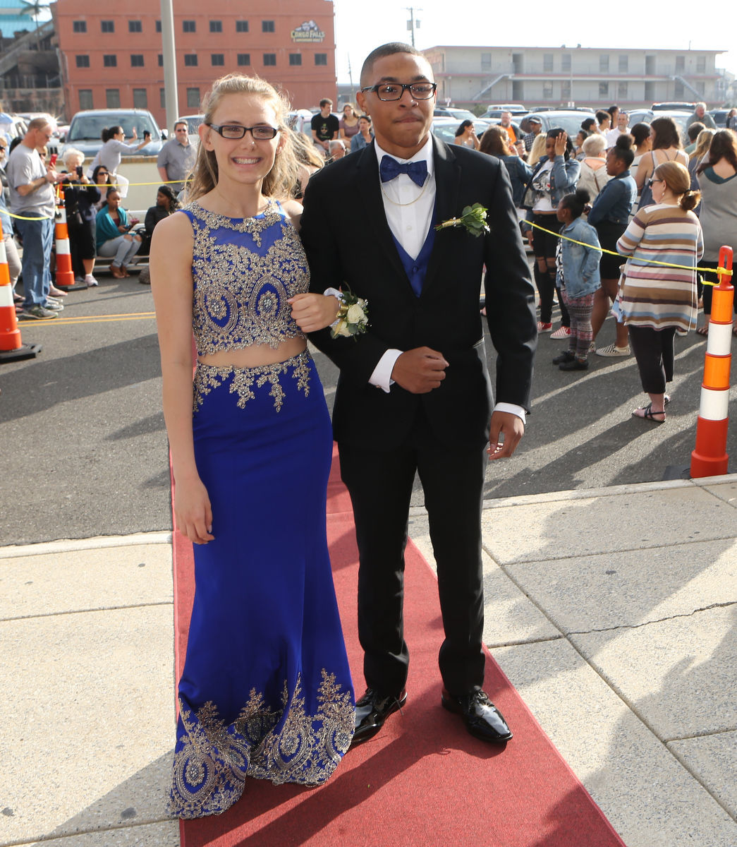 051819_gal_middletwp48.JPG